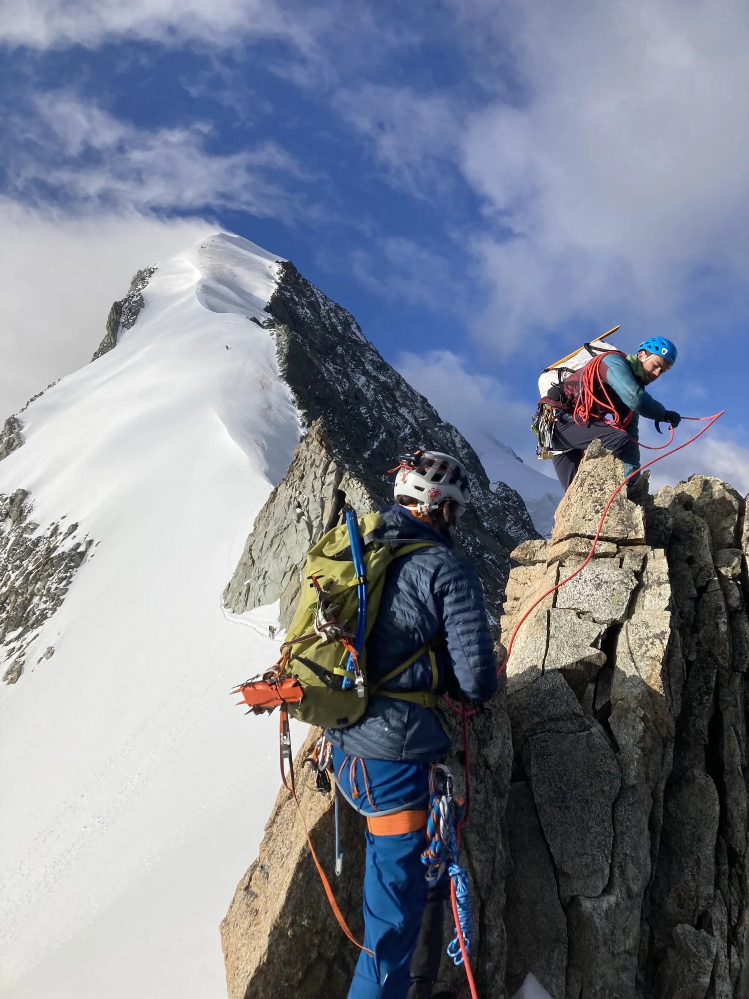 At the entrance to the beatuiful Biancoridge with the classic Bianco-Bernina traverse.