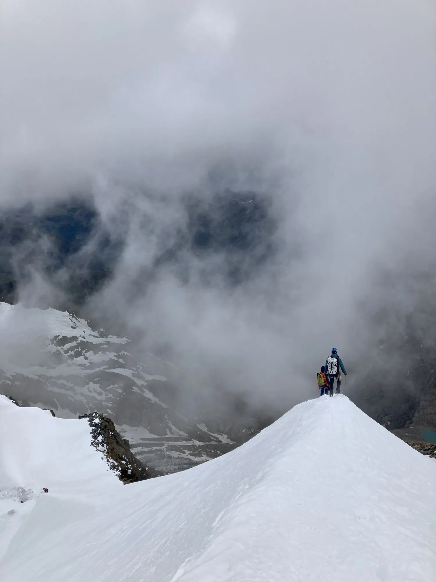 Decending Palü towards Diavolezza.